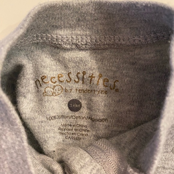 3-6 month neutral baby sleeper bundle 3 items. - Picture 6 of 7